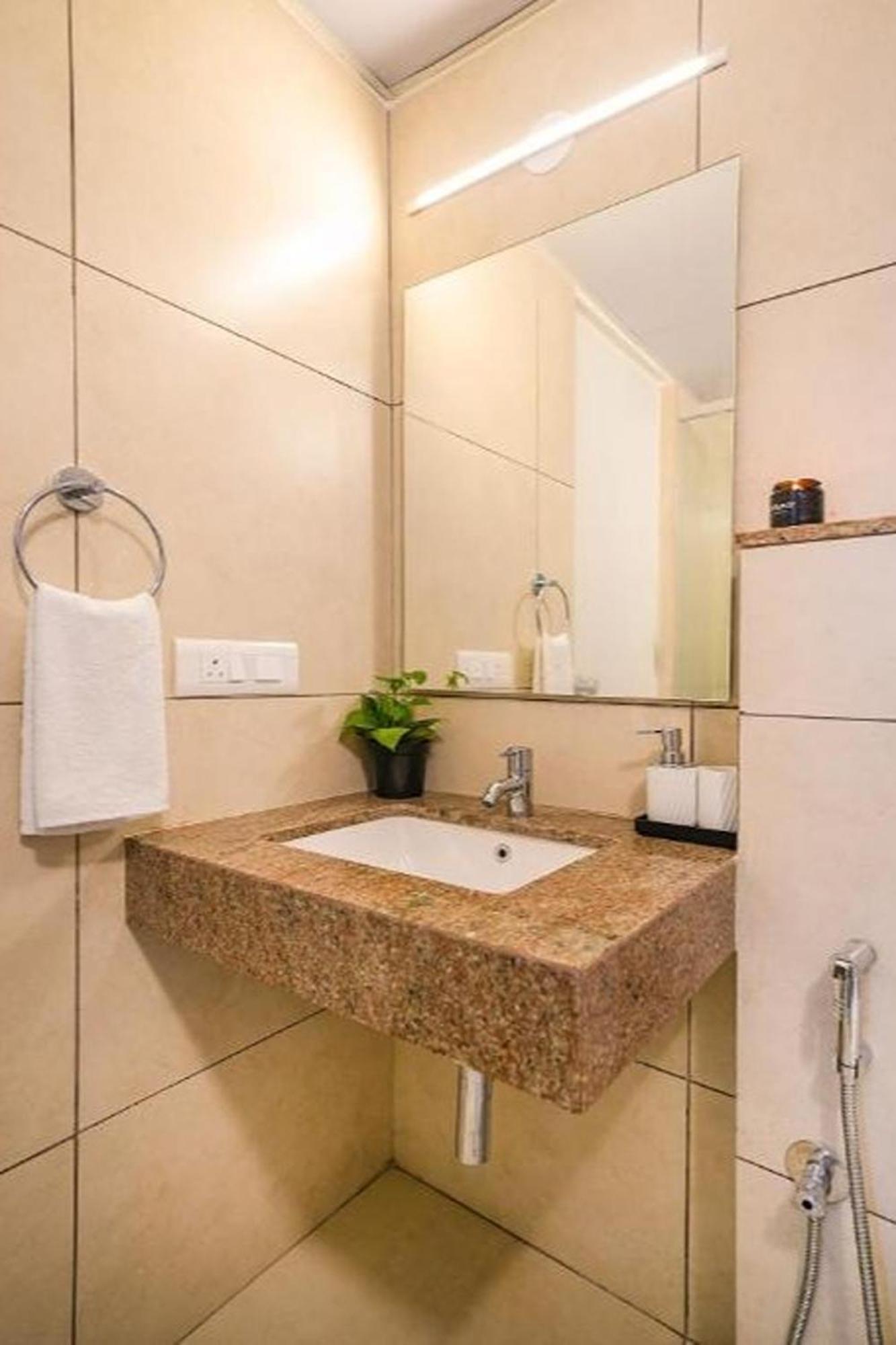 Wandr Hotel- Near Mg Road Bangalore Ngoại thất bức ảnh